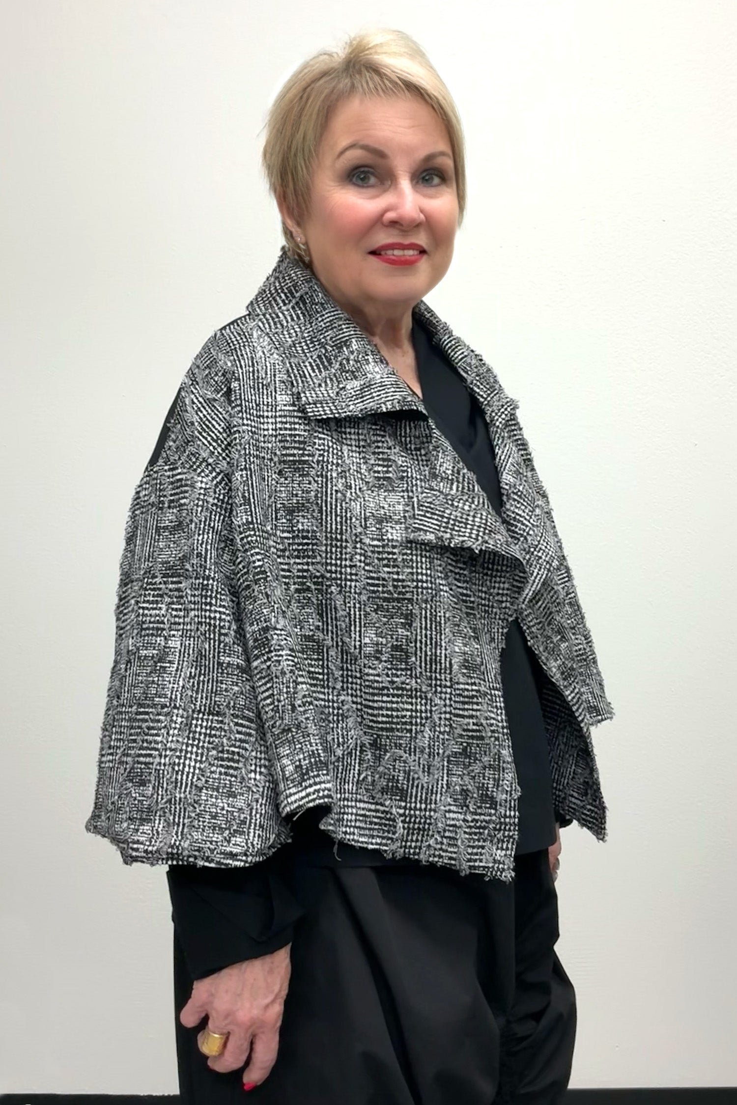 Moyuru Black & White Jacket for Outfit 2, utopiatulsa.com